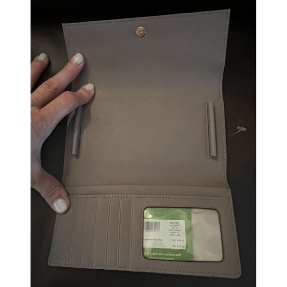 Kate Spade Wallet Beige for iPhone 6 NWT Zippered ID Slot Pockets NEW - Picture 5 of 9